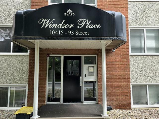 Apartment for rent in Boyle Street, Edmonton