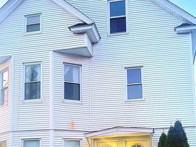 Apartment for rent in Cranston, Providence County