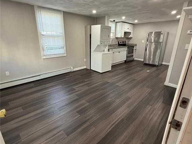 Apartment for rent in Pawtucket, Rhode Island