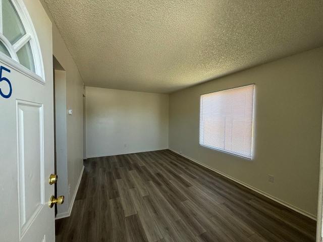 Apartment for rent in Palmdale, California