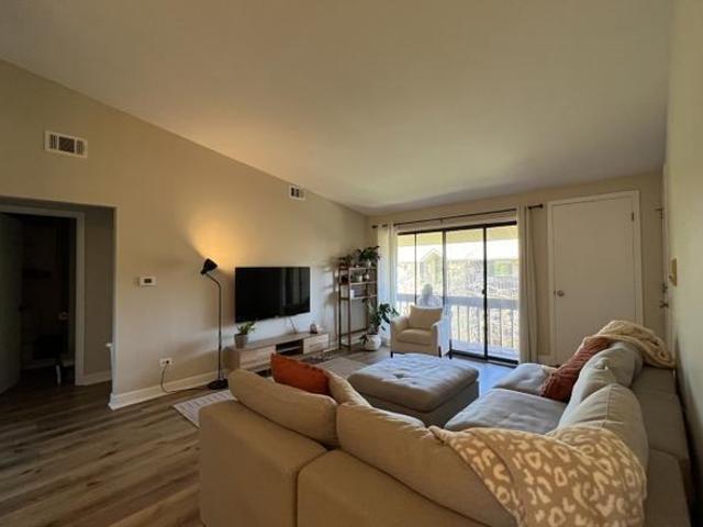Apartment for rent in Naperville, Illinois