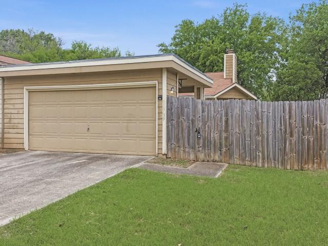 Apartment for rent in Leesville, Texas