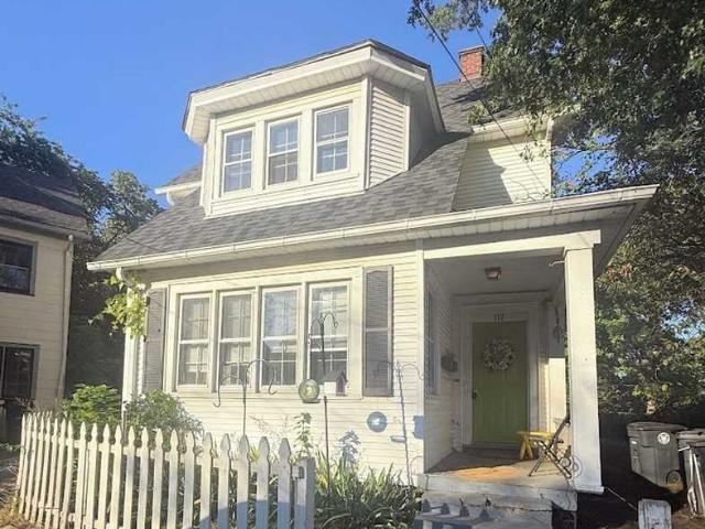Apartment for rent in Highland Square, Akron