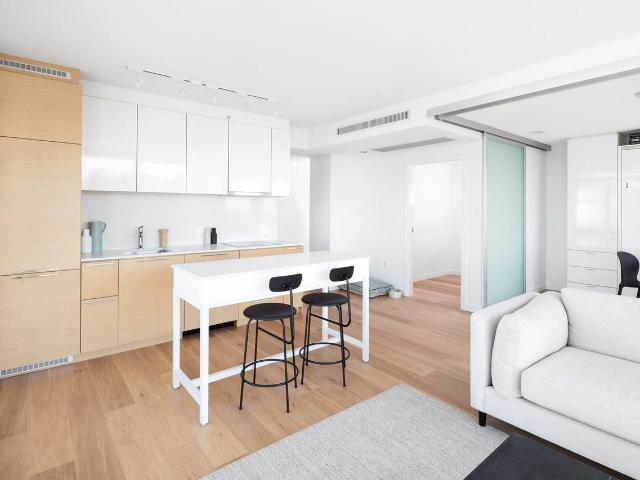 Apartment for rent in Vancouver, British Columbia