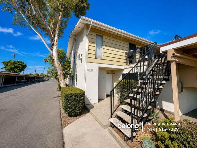 Apartment for rent in Tustin, California