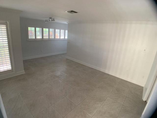 Apartment for rent in Coral Gables, Florida