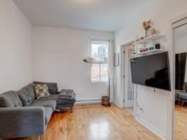 Apartment for rent in St. Leonard's, Quebec