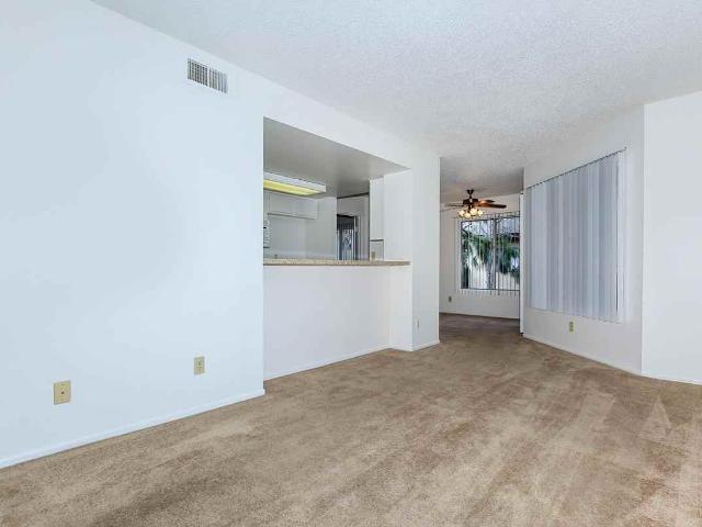 Apartment for rent in Upland, California