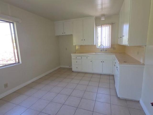 Apartment for rent in Glendale, California