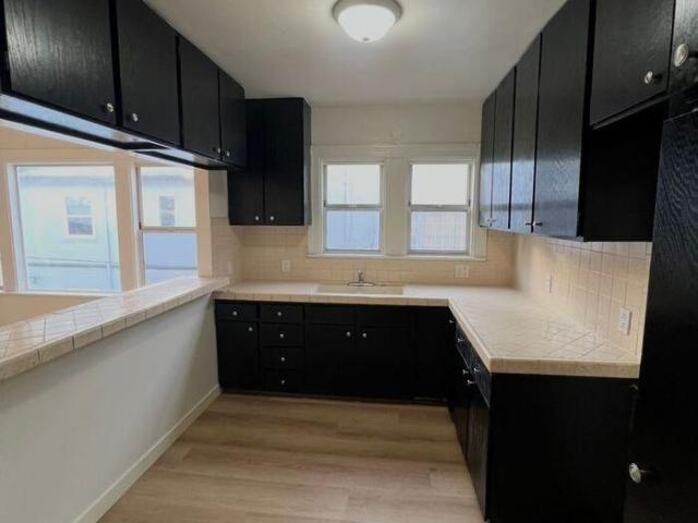 Apartment for rent in Canoga Park, California