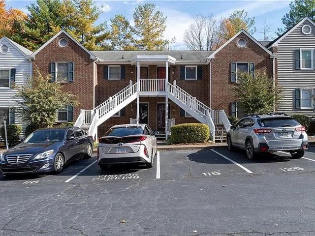 Apartment for rent in Pfafftown, North Carolina