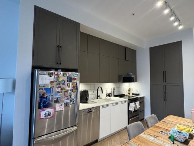 Apartment for rent in Surrey, British Columbia