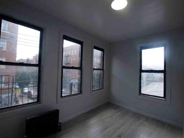 Apartment for rent in Arverne, New York