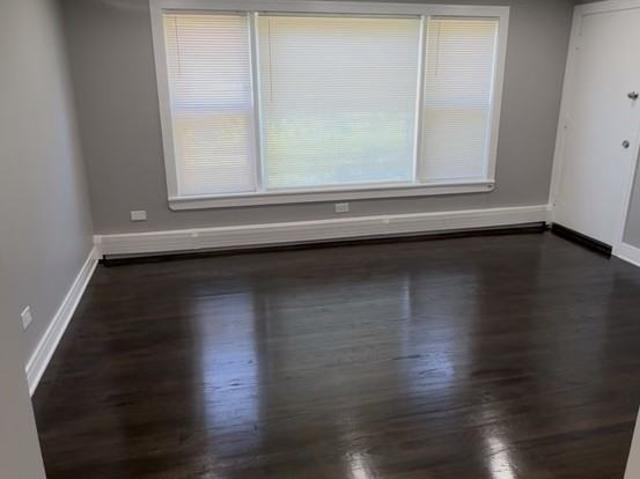 Apartment for rent in Riverdale, Illinois