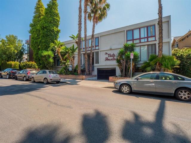 Apartment for rent in Canoga Park, California