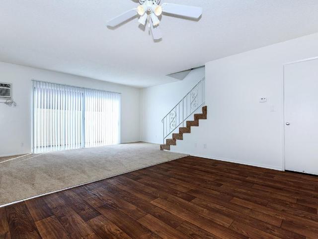 Apartment for rent in Tustin, California