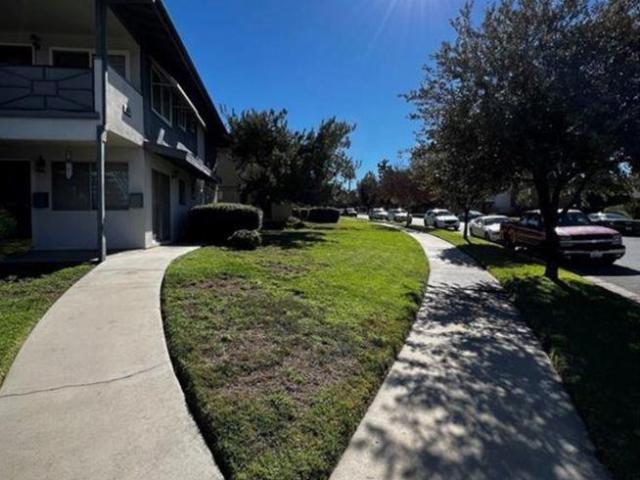 Apartment for rent in Redlands, California