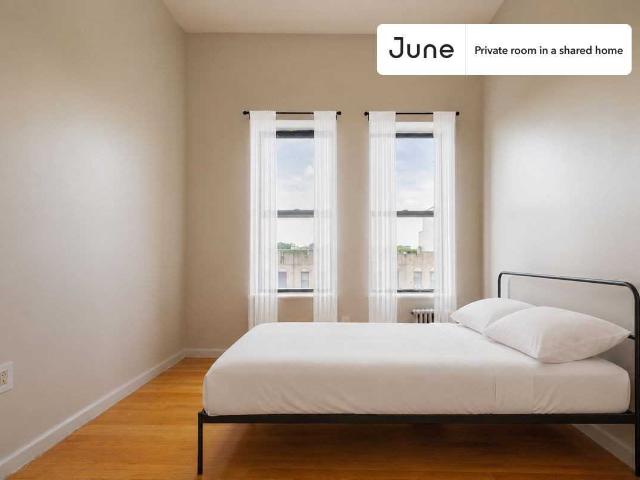 Apartment for rent in Arverne, New York