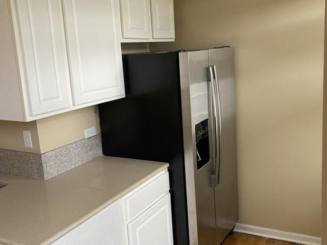 Apartment for rent in Chicago Park, Illinois