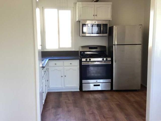 Apartment for rent in Canoga Park, California