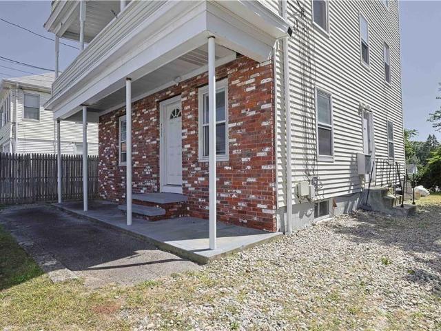 Apartment for rent in North Providence, Rhode Island