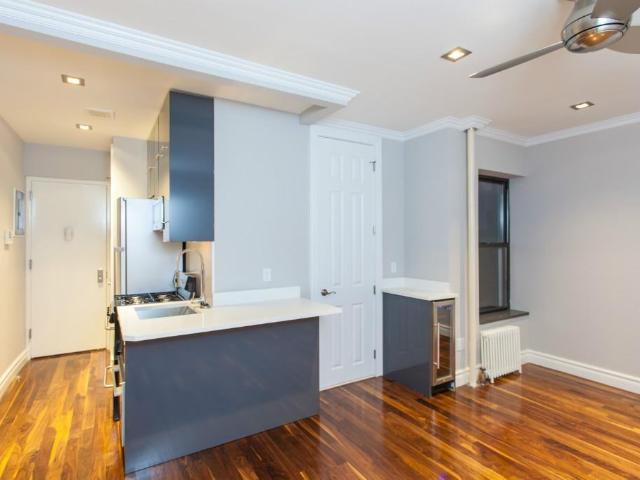 Apartment for rent in Arverne, New York