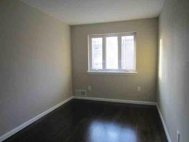 Apartment for rent in Arverne, New York