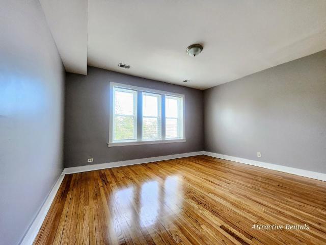 Apartment for rent in Chicago Park, Illinois