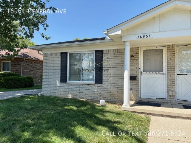 Apartment for rent in Fraser, Michigan
