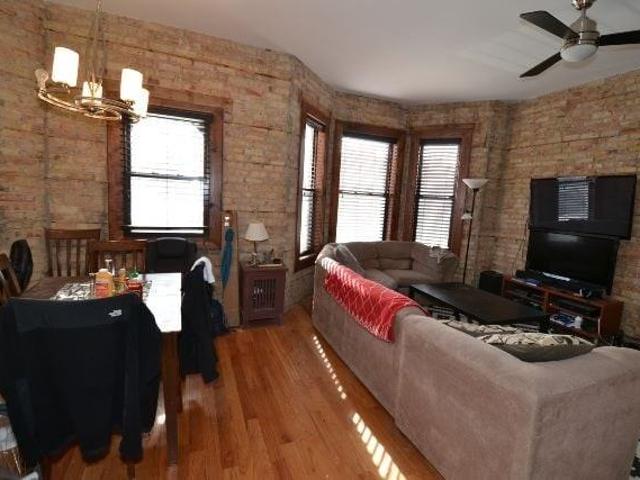 Apartment for rent in Chicago Park, Illinois