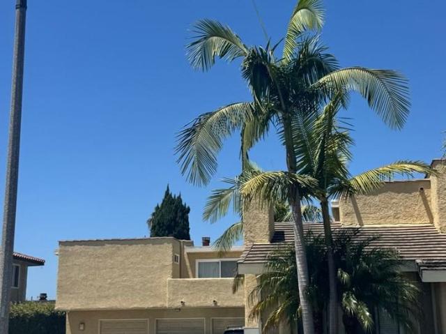 Apartment for rent in Huntington Beach, California