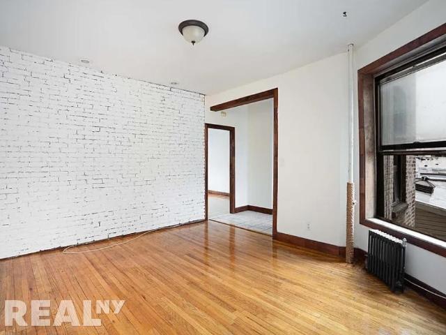 Apartment for rent in Arverne, New York