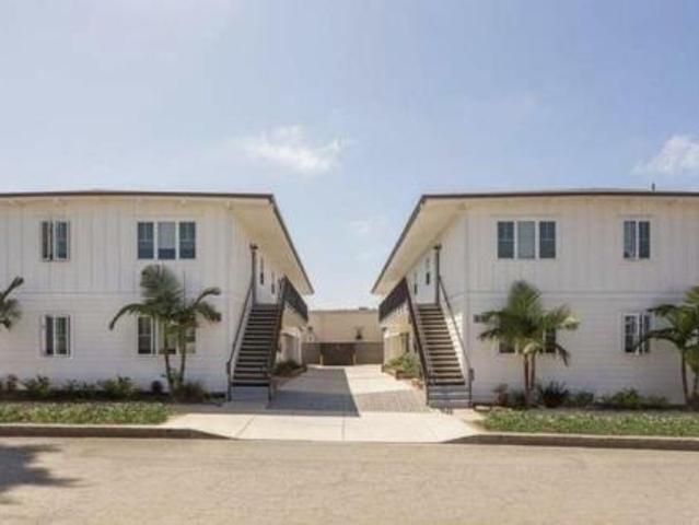 Apartment for rent in Manhattan Beach, California
