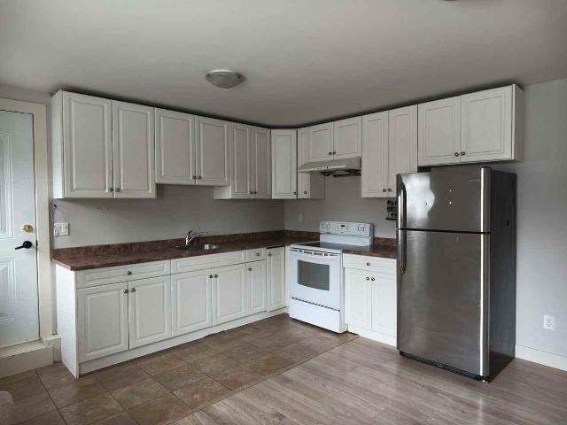 Apartment for rent in Surrey, British Columbia
