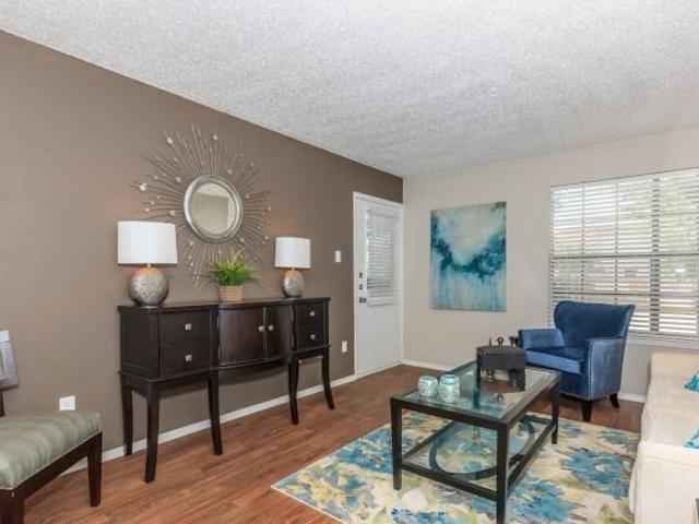 Apartment for rent in Bedford, Texas