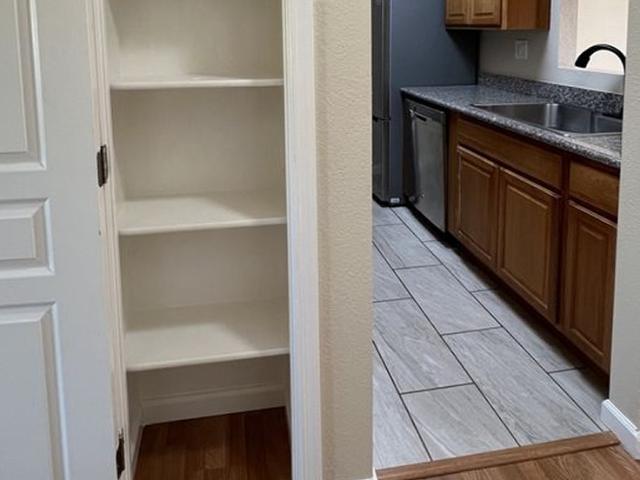 Apartment for rent in Solano, California