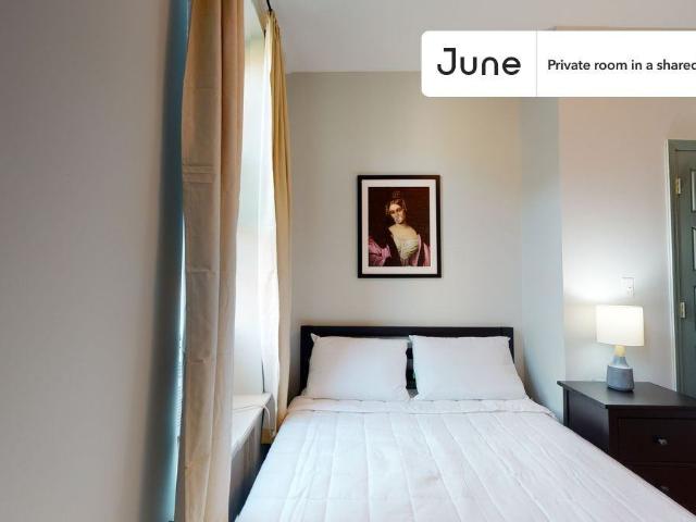 Apartment for rent in Arverne, New York