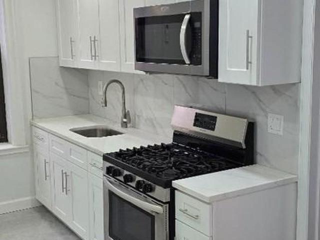 Apartment for rent in Arverne, New York