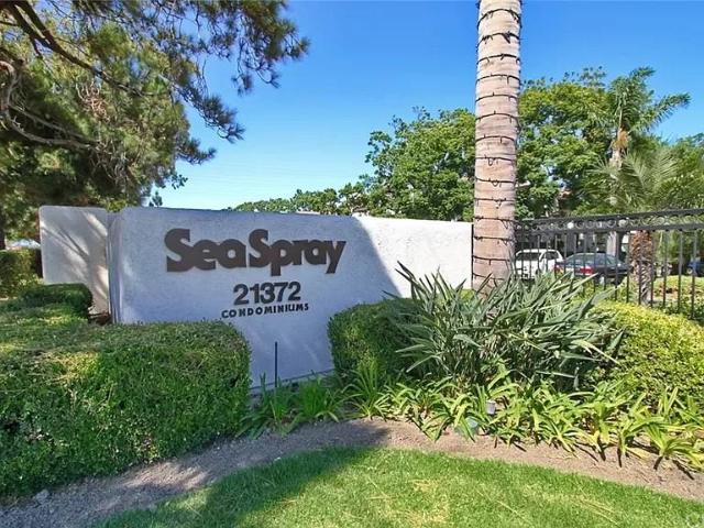 Apartment for rent in Huntington Beach, California