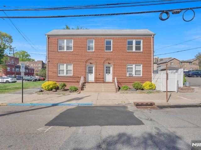 Apartment for rent in Cliffside Park, New Jersey