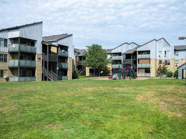 Apartment for rent in Amberglen, Hillsboro