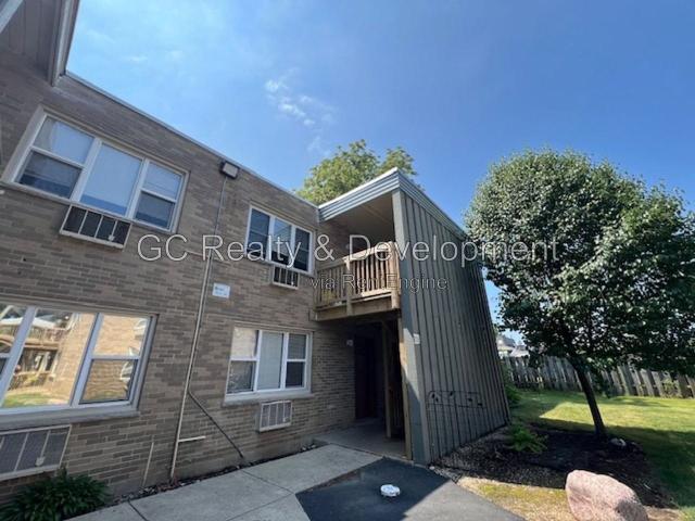 Apartment for rent in Mchenry, Illinois