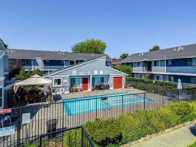 Apartment for rent in Solano, California