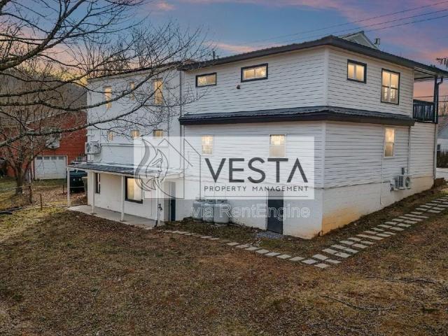 Apartment for rent in Haywood, North Carolina