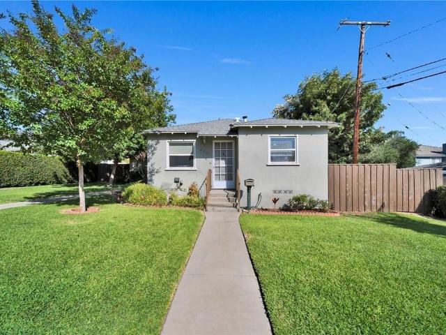 Apartment for rent in Monrovia, California