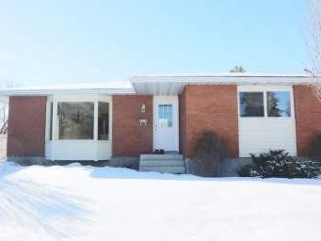 Apartment for rent in Lakewood, Edmonton
