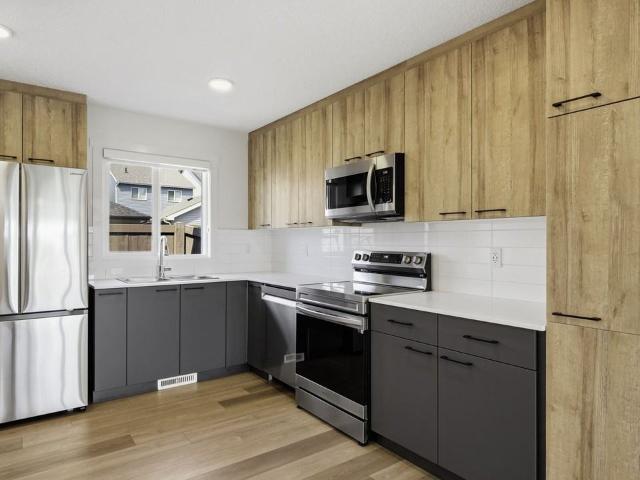 Apartment for rent in Wedgewood, Alberta