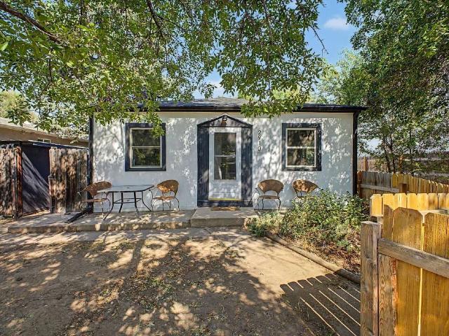 Property for rent in Arapahoe, Colorado