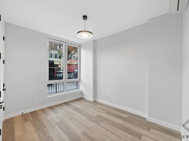 Apartment for rent in Arverne, New York