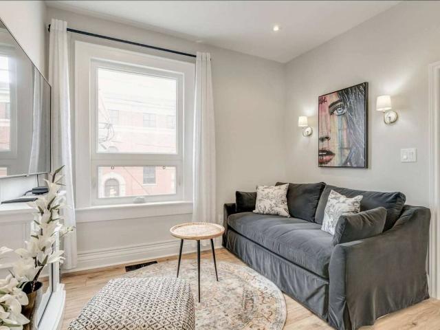 Apartment for rent in Toronto